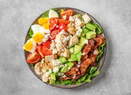 cobb salad eggs chicken blue cheese