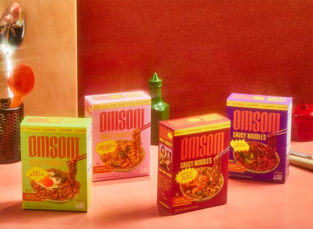 Omsom Saucy Noodles